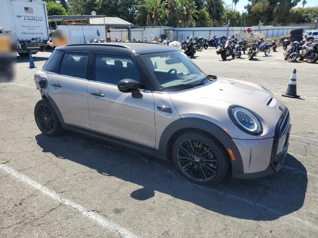 Photo 4 from auction – 2023 MINI COOPER S with VIN WMW53DK06P2T49371