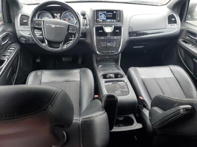 Photo 8 from auction – 2014 CHRYSLER TOWN & COU with VIN 2C4RC1HG2ER177930