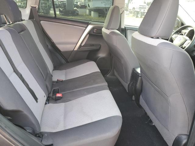 Photo 11 from auction – 2015 TOYOTA RAV4 LE with VIN JTMBFREVXFD132331