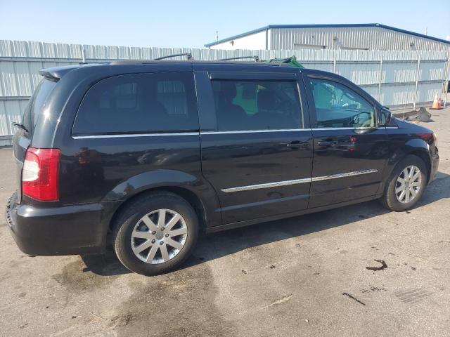 Photo 3 from auction – 2015 CHRYSLER TOWN & COU with VIN 2C4RC1BG7FR537820