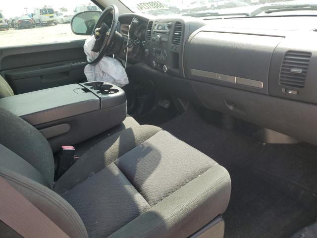 Photo 8 from auction – 2011 CHEVROLET SILVERADO with VIN 1GCRKSE32BZ247471