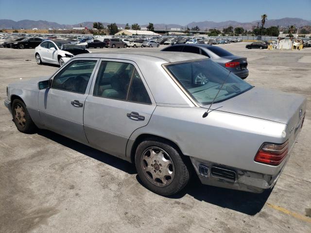 Photo 2 from auction – 1995 MERCEDES-BENZ E 320 BASE with VIN WDBEA32E5SC175146