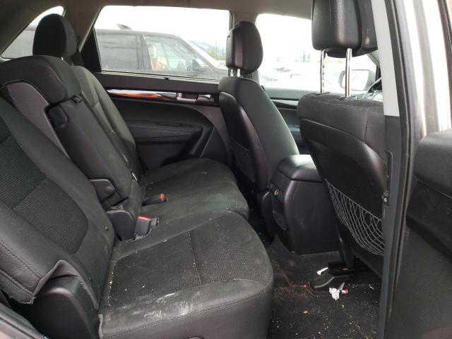 Photo 11 from auction – 2015 KIA SORENTO LX with VIN 5XYKT4A66FG659665