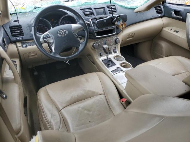 Photo 8 from auction – 2013 TOYOTA HIGHLANDER with VIN 5TDBK3EH0DS242194