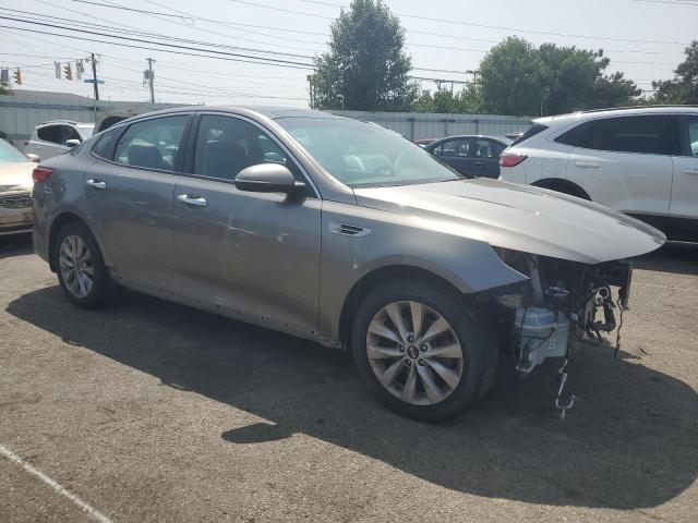 Photo 4 from auction – 2016 KIA OPTIMA EX with VIN 5XXGU4L32GG107754