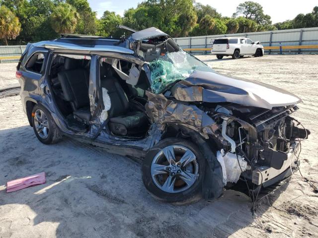 Photo 4 from auction – 2019 TOYOTA HIGHLANDER with VIN 5TDDGRFH7KS072358