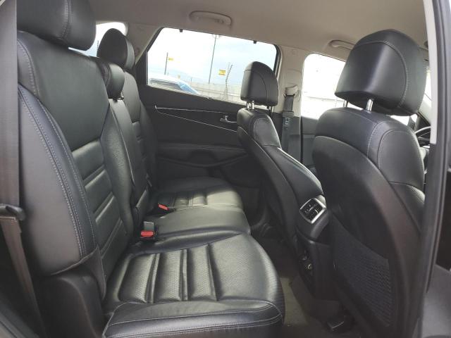 Photo 11 from auction – 2017 KIA SORENTO EX with VIN 5XYPH4A55HG231877