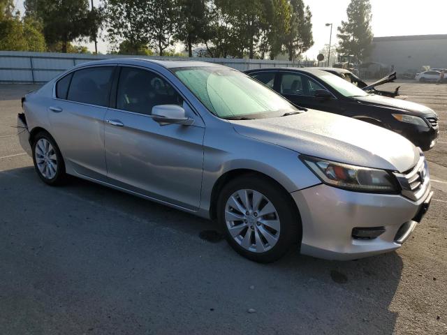 Photo 4 from auction – 2014 HONDA ACCORD EXL with VIN 1HGCR2F85EA017987
