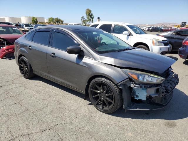 Photo 4 from auction – 2017 FORD FOCUS SE with VIN 1FADP3FE6HL333451