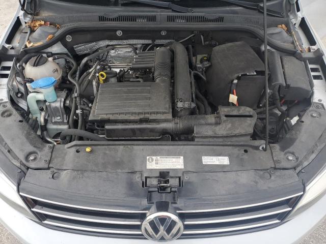 Photo 11 from auction – 2017 VOLKSWAGEN JETTA S with VIN 3VW2B7AJ5HM232652