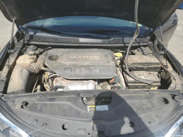 Photo 11 from auction – 2015 CHRYSLER 200 LIMITE with VIN 1C3CCCAB9FN612638