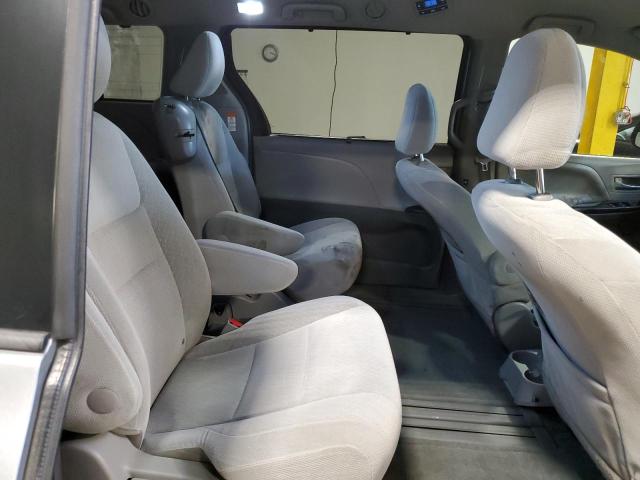 Photo 11 from auction – 2015 TOYOTA SIENNA LE with VIN 5TDKK3DC4FS687904