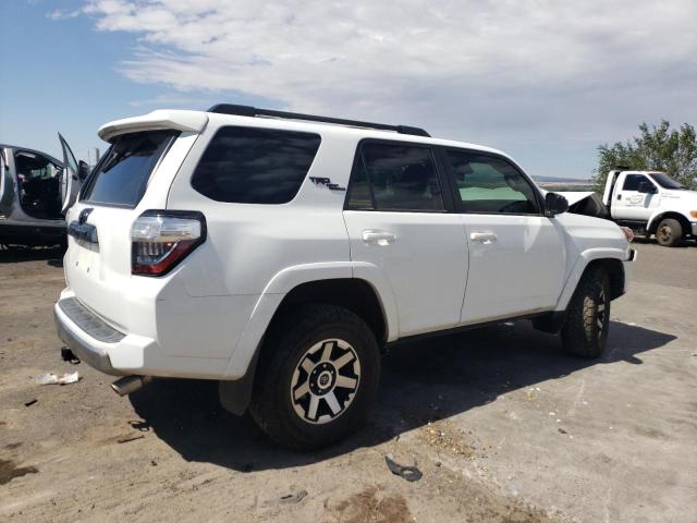 Photo 3 from auction – 2022 TOYOTA 4RUNNER SR with VIN JTEPU5JR3N6041817
