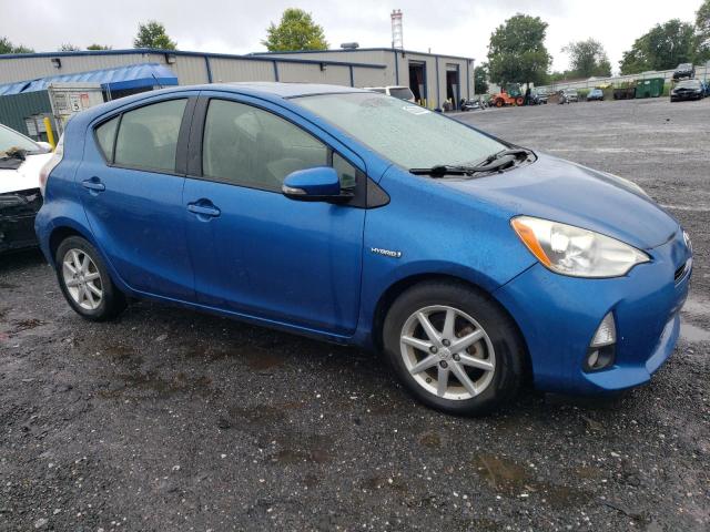 Photo 4 from auction – 2013 TOYOTA PRIUS C with VIN JTDKDTB32D1034706