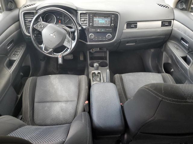 Photo 8 from auction – 2016 MITSUBISHI OUTLANDER with VIN JA4AZ3A38GZ006990