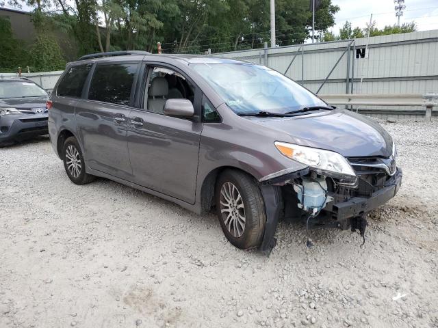 Photo 4 from auction – 2020 TOYOTA SIENNA XLE with VIN 5TDYZ3DC6LS028501