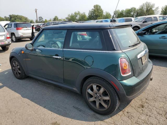 Photo 2 from auction – 2008 MINI COOPER with VIN WMWMF335X8TU67149