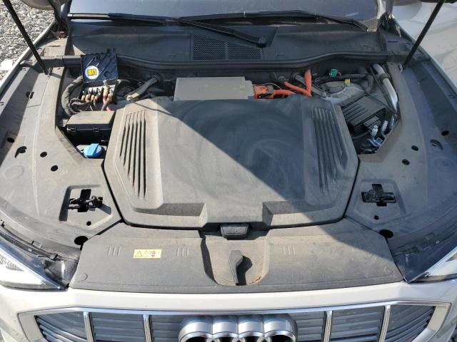 Photo 12 from auction – 2019 AUDI E-TRON PRE with VIN WA1VAAGE8KB015048