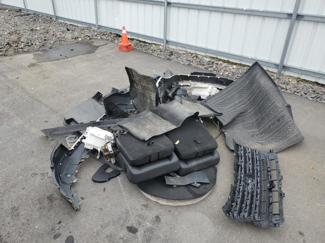 Photo 13 from auction – 2017 FORD EXPLORER L with VIN 1FM5K8F86HGB81678
