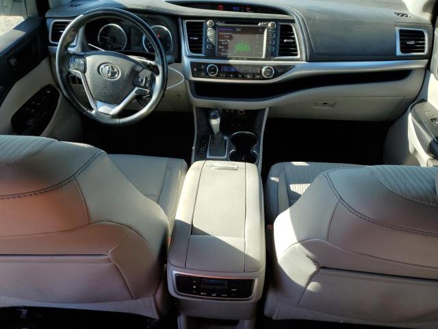 Фото 8 с аукциона – 2017 TOYOTA HIGHLANDER с VIN 5TDBZRFH7HS357278