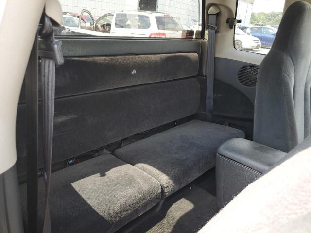 Photo 10 from auction – 2002 DODGE DAKOTA SLT with VIN 1B7GG42N42S508618