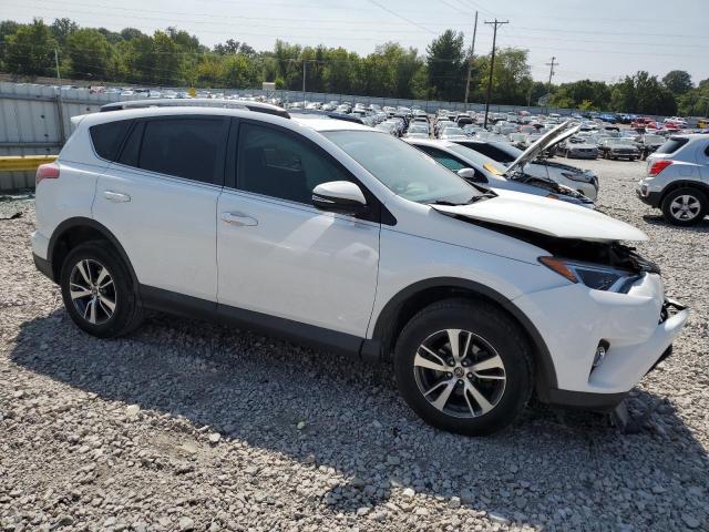 Photo 4 from auction – 2018 TOYOTA RAV4 ADVEN with VIN 2T3RFREV3JW844349