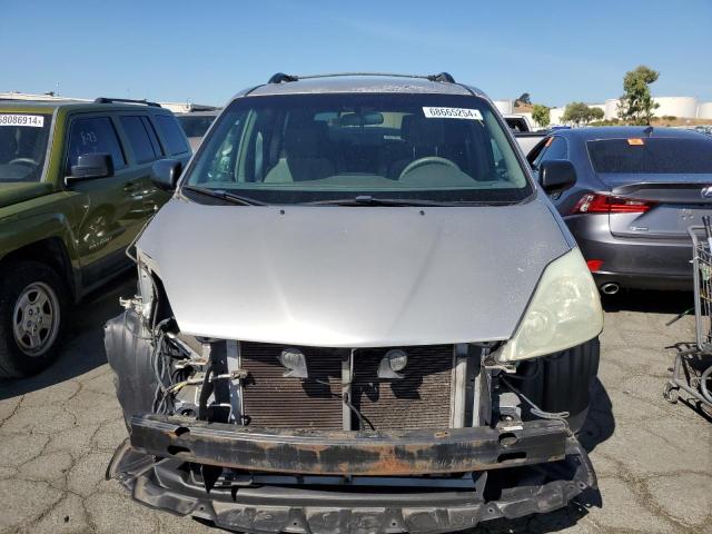 Photo 5 from auction – 2004 TOYOTA SIENNA CE with VIN 5TDZA23C44S192368