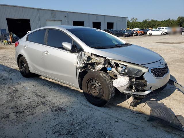 Photo 4 from auction – 2016 KIA FORTE with VIN KNAFK4A62G5539275