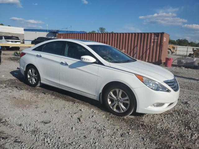 Photo 4 from auction – 2011 HYUNDAI SONATA SE with VIN 5NPEC4AC0BH273717