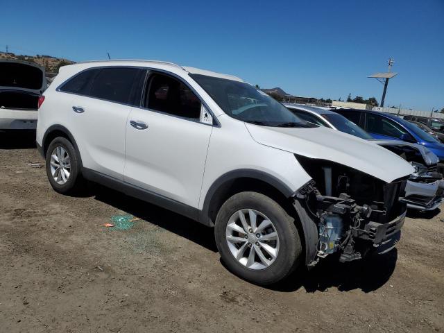 Photo 4 from auction – 2016 KIA SORENTO LX with VIN 5XYPG4A34GG176337