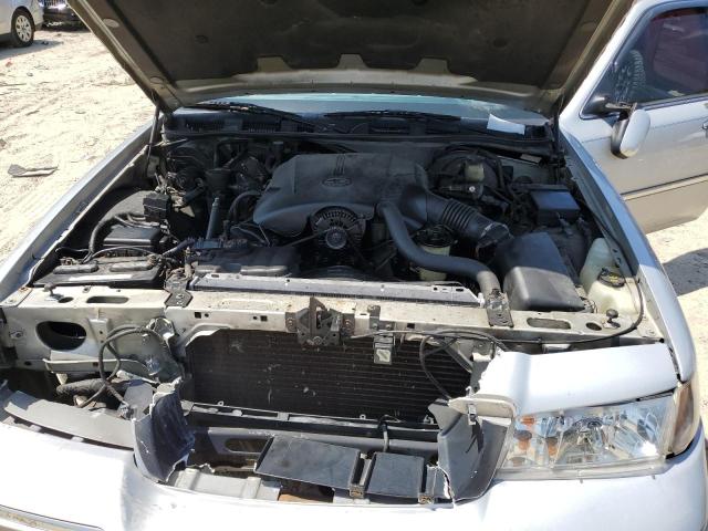 Photo 11 from auction – 2000 MERCURY GRAND MARQ with VIN 2MEFM75W5YX737548