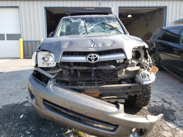 Photo 5 from auction – 2005 TOYOTA SEQUOIA SR with VIN 5TDBT44A75S241309