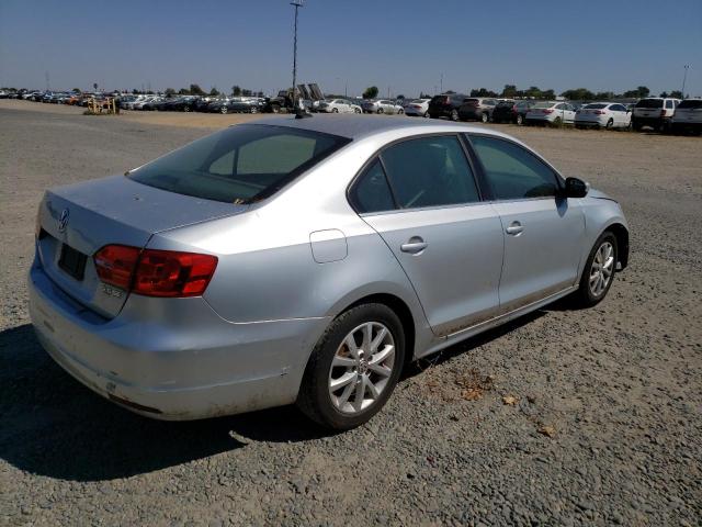 Photo 3 from auction – 2013 VOLKSWAGEN JETTA with VIN 3VWBP7AJ2DM417575