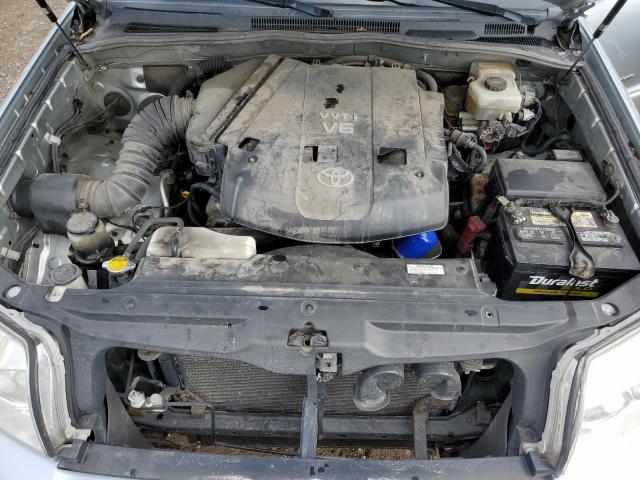 Photo 12 from auction – 2004 TOYOTA 4RUNNER SR with VIN JTEBU14R340050887