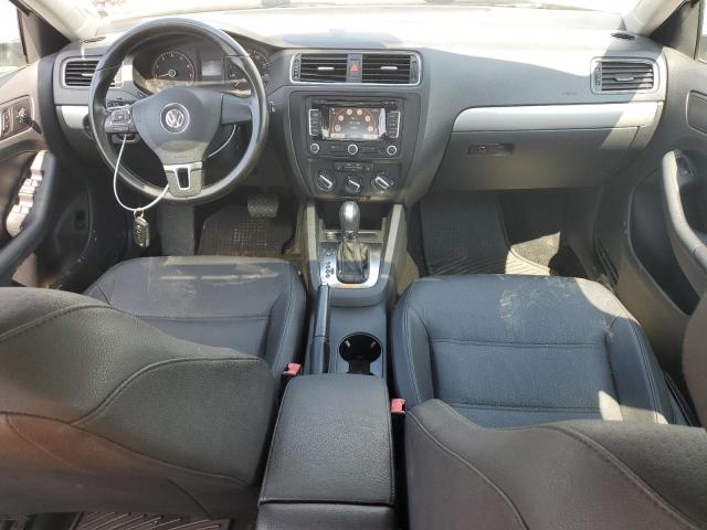 Photo 8 from auction – 2011 VOLKSWAGEN JETTA SEL with VIN 3VWLZ7AJ1BM360796
