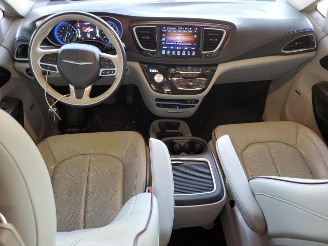 Photo 8 from auction – 2017 CHRYSLER PACIFICA L with VIN 2C4RC1GG6HR777615