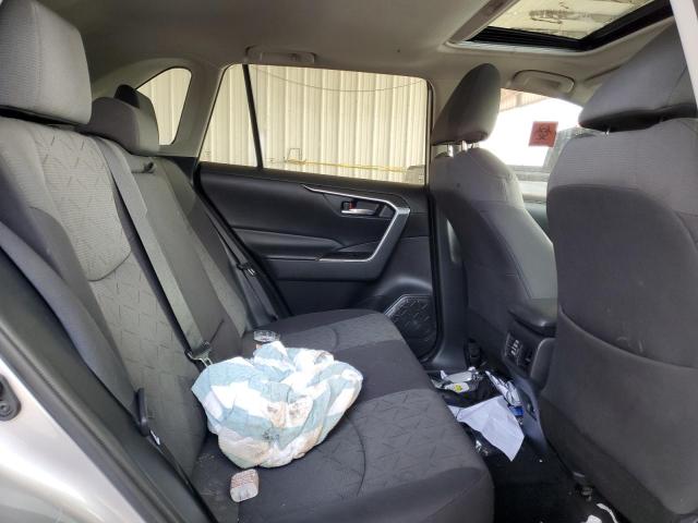 Photo 11 from auction – 2021 TOYOTA RAV4 XLE with VIN 2T3W1RFV9MC150433