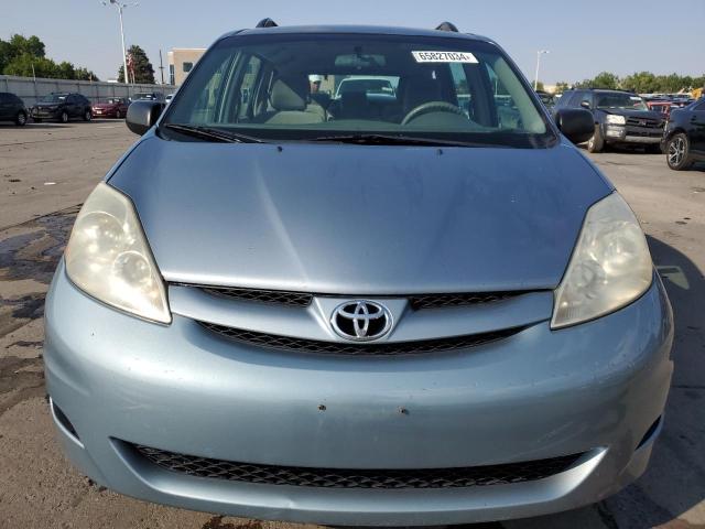 Photo 5 from auction – 2010 TOYOTA SIENNA CE with VIN 5TDKK4CC5AS341179