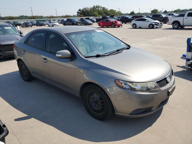 Photo 4 from auction – 2010 KIA FORTE EX with VIN KNAFU4A28A5817689
