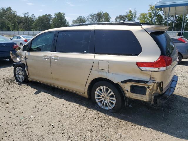 Photo 2 from auction – 2012 TOYOTA SIENNA XLE with VIN 5TDYK3DC0CS180052