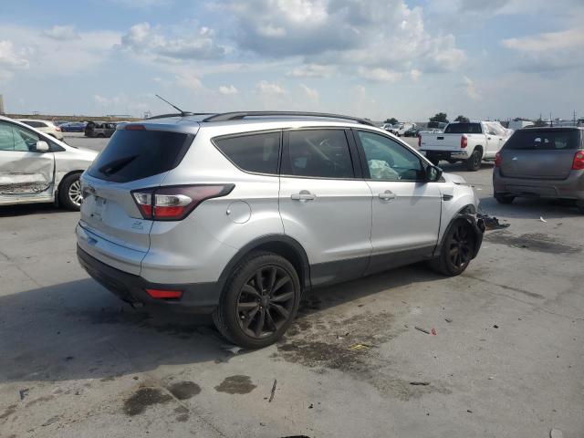 Photo 3 from auction – 2017 FORD ESCAPE SE with VIN 1FMCU0GD7HUD64135