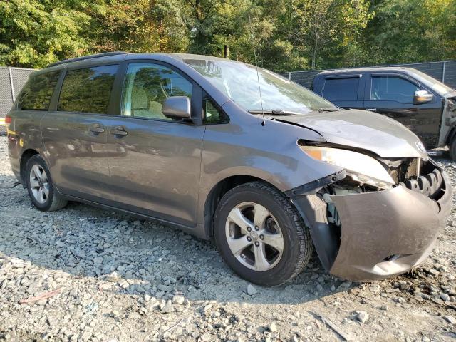 Photo 4 from auction – 2011 TOYOTA SIENNA LE with VIN 5TDKK3DC1BS077209