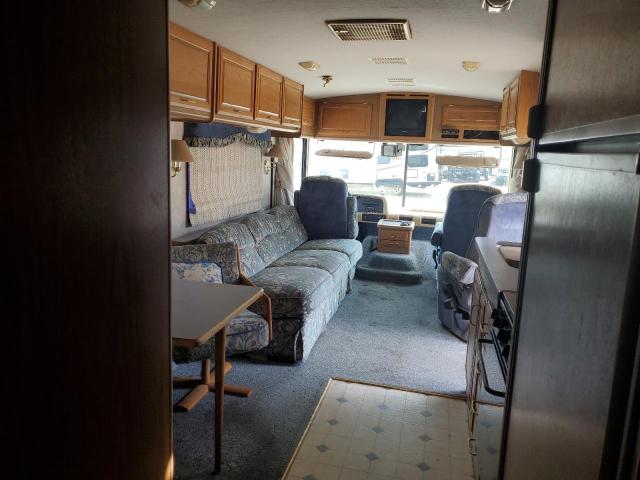 Photo 5 from auction – 1997 FTWD MOTORHOME with VIN 3FCMF53G7VJA09161