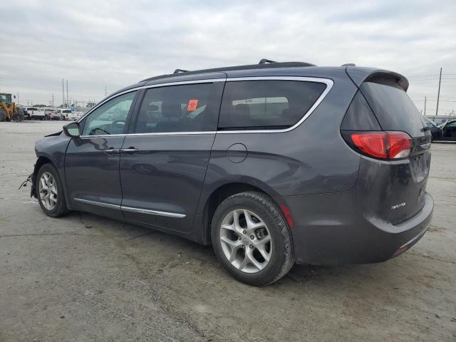 Photo 2 from auction – 2017 CHRYSLER PACIFICA T with VIN 2C4RC1BG4HR833641