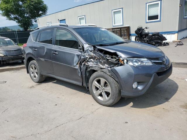 Photo 4 from auction – 2015 TOYOTA RAV4 XLE with VIN JTMRFREV1FD117960