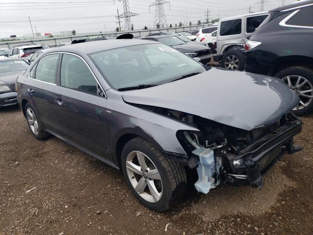 Photo 4 from auction – 2014 VOLKSWAGEN PASSAT S with VIN 1VWAT7A32EC050737