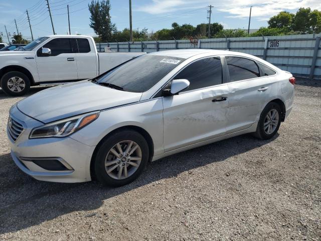 HYUNDAI SONATA SE 2016 with VIN 5NPE24AF9GH315306 - Photo from auction