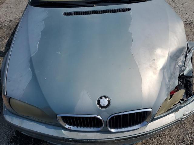 Photo 11 from auction – 2005 BMW 325 XI with VIN WBAEU33415PR15090