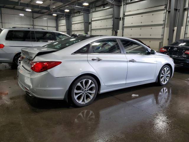 Photo 3 from auction – 2013 HYUNDAI SONATA SE with VIN 5NPEC4ABXDH599079