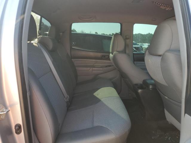 Photo 10 from auction – 2015 TOYOTA TACOMA DOU with VIN 5TFLU4EN8FX118956